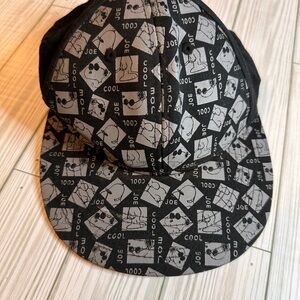 Snoopy Black and Gray Graphic Cap